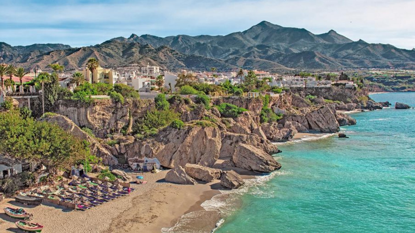 View along the beach, Puerto Banus, Marbella, Costa del Sol, Malaga  Province, Andalucia, Spain, Western Europe Stock Photo - Alamy