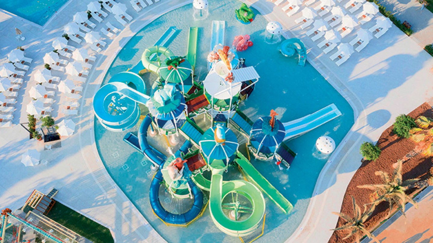 Paloma Orenda in Antalya, Türkei